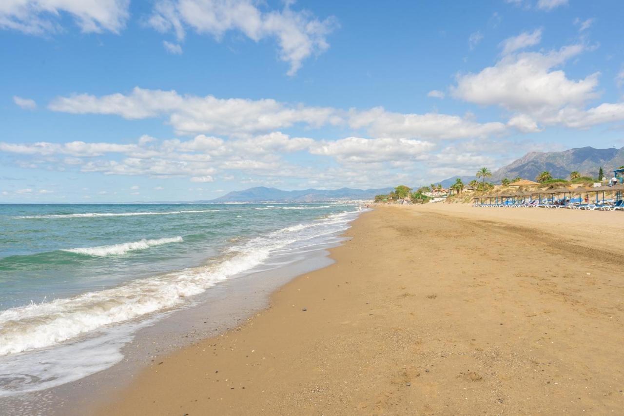 Apartment Near The Beach Марбелья Екстер'єр фото