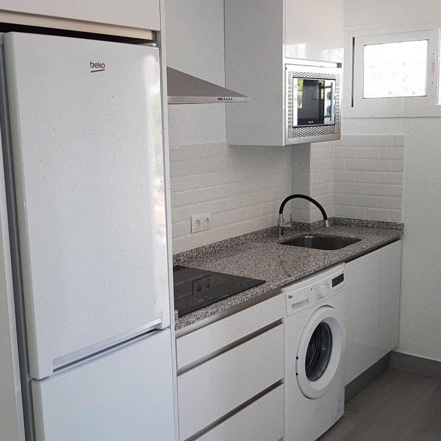Apartment Near The Beach Марбелья Екстер'єр фото